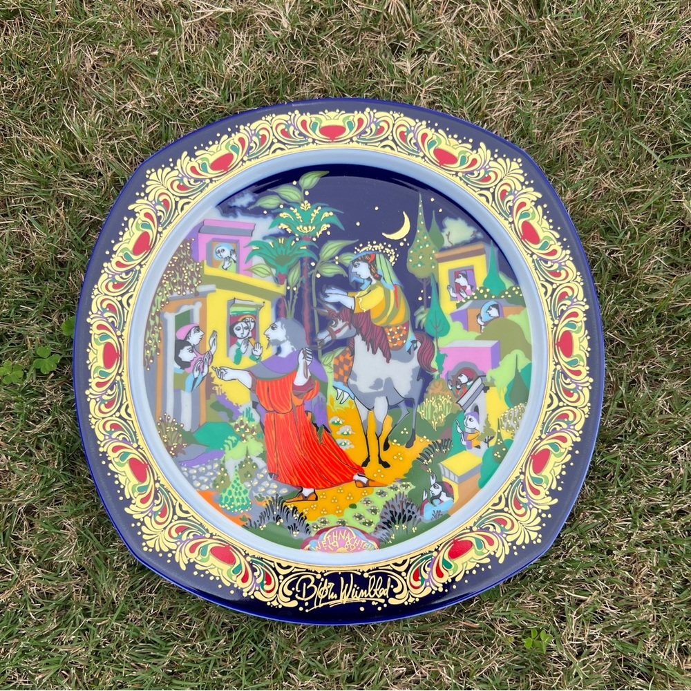COPY - Bjorn Wiinblad Christmas Carols On Porcelain 1989 Plate